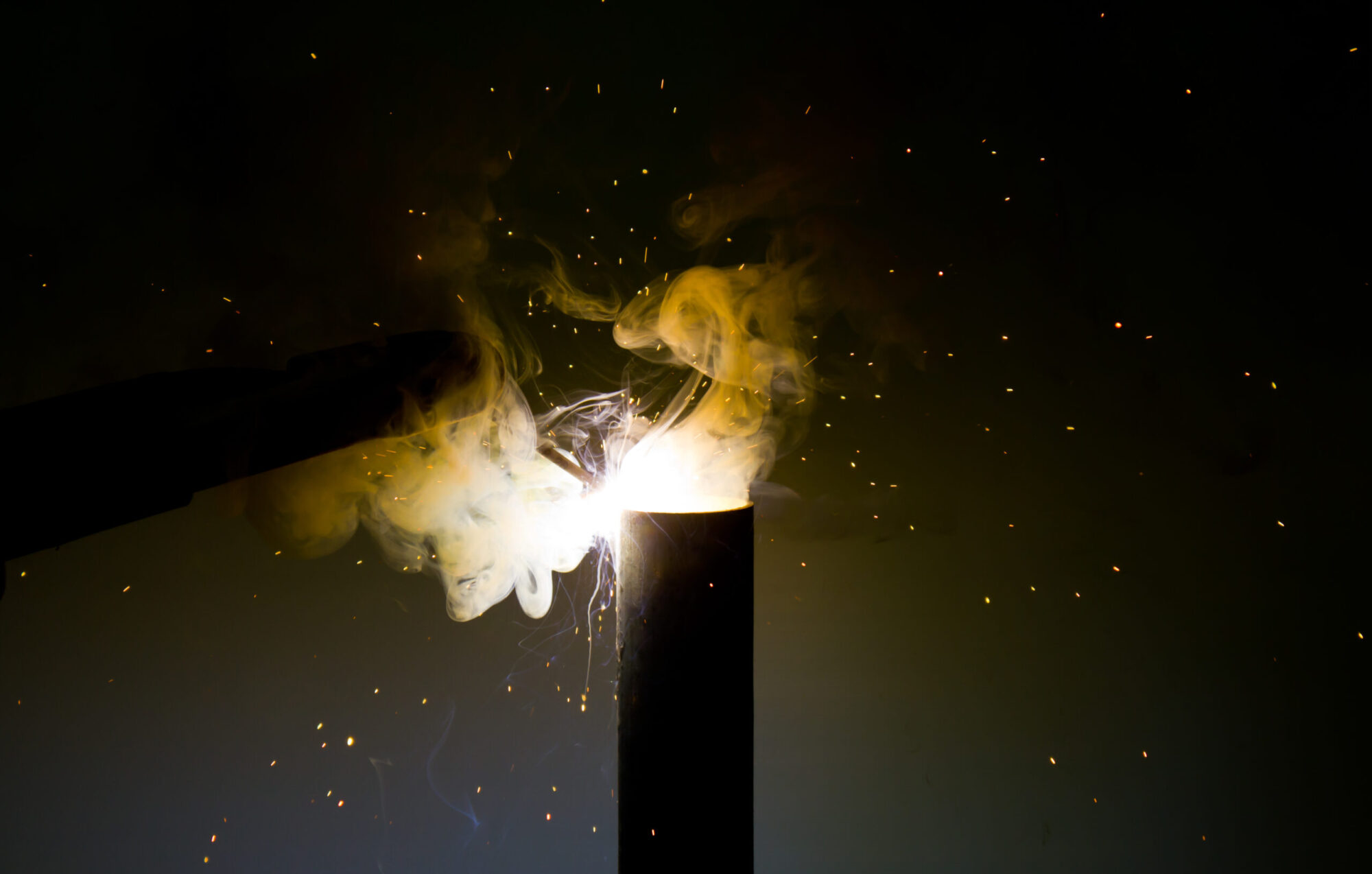 güzel çelik yapı kaynak işlemi